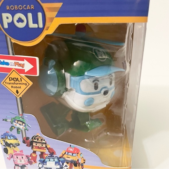 Robocar Poli Helly Take n Play Transforming Robot Toy - Picture 2 of 8